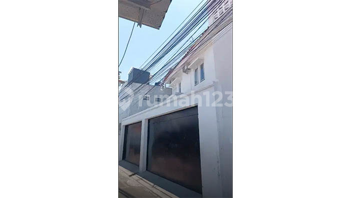 Rumah Jl Damai, Lebar Jalan 1 Mobil, Cipete Utara, Kebayoran Baru, Luas 188M2 Rumah Jl Damai, Lebar Jalan 1 Mobil, Cipete Utara, Kebayoran Baru, Luas 188M2