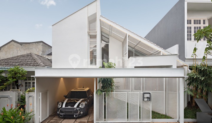 Rumah Jl Pratama, Rawamangun