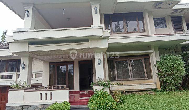 Rumah Mewah Terawat Siap Huni di Terusan Sutami, Bandung 1