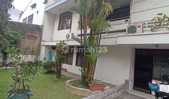 Rumah 2 Lantai Semi Furnished 10 Meter Ke Jalan Rajawali 1