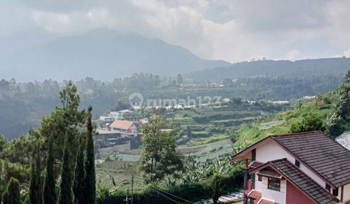 Villa Bagus View Gunung di Villa Istana Bunga 1