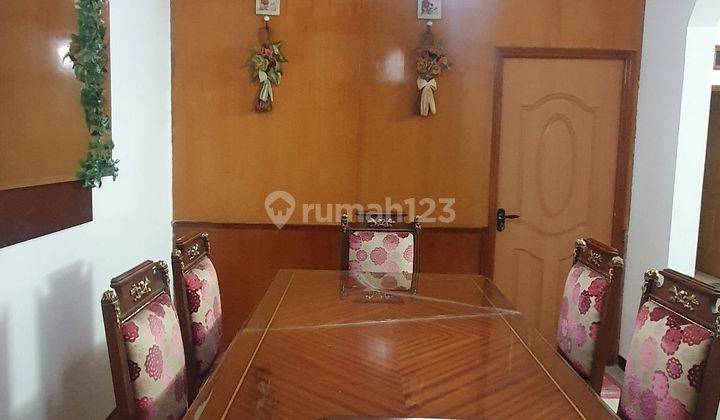 Rumah 2 Lantai Full Furnished Sayap Gegerkalong 2