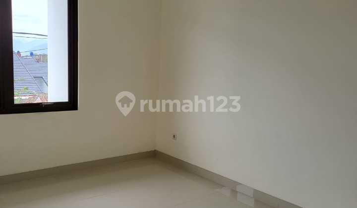 Rumah Baru Asri dan Nyaman di Jl Emerald, Pasteur Gateway Residence 2