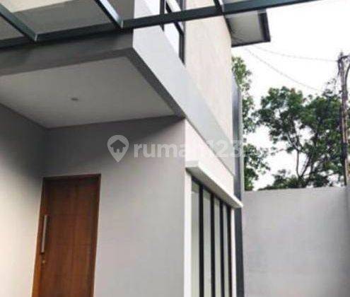 foto lainnya rumah mewah baru di komplek