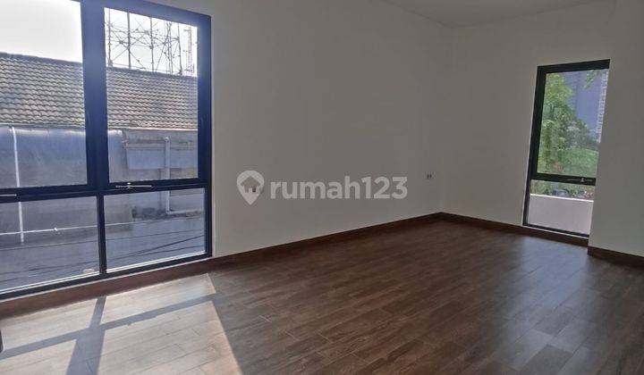 foto lainnya rumah mewah baru di komplek