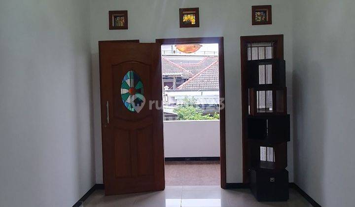 Rumah 2 Lantai Full Furnished Sayap Gegerkalong 2