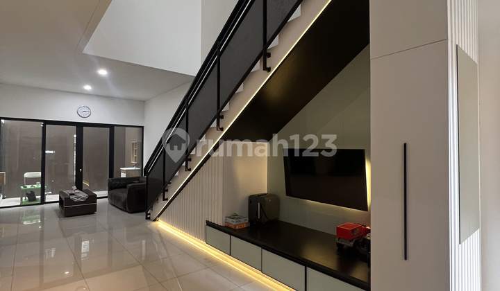Rumah Minimalis Modern di Situsari Buah Batu Bandung Rumah Minimalis Modern di Situsari Buah Batu Bandung