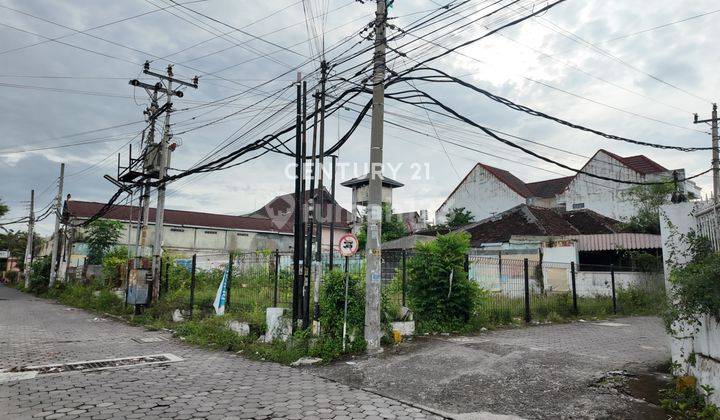 Tanah Pekarangan Lt 488 Hook 2 Muka Di Demangan Baru  2