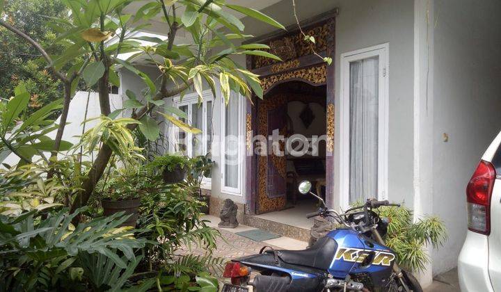 cepat rumah siap huni semi furnished Dukuh Zamrud Kota Legenda Bekasi Timur 1