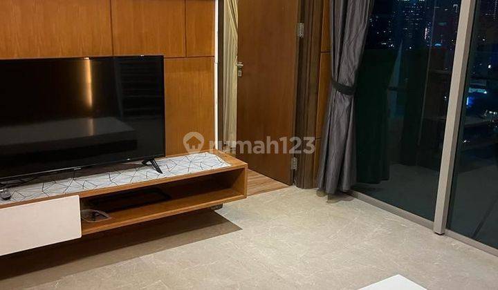 Disewakan Apartemen Residence 8 @senopati Private Lift 3 Kamar Tidur Bagus Furnished 2