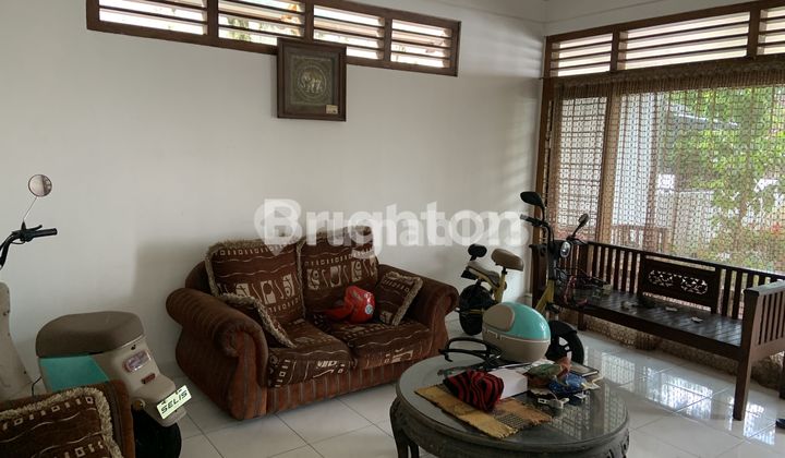 dijual rumah strategis di kota jl magelang bjhhh