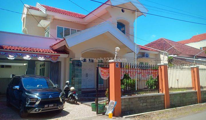 Rumah bagus 2 lantai di Jajar, Laweyan, solo 1