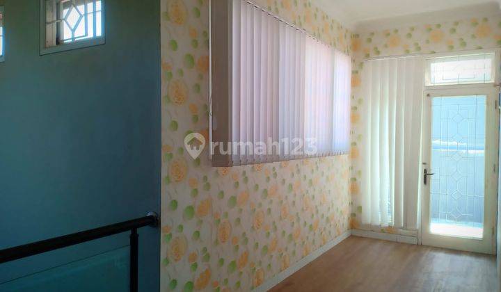 Rumah bagus 2 lantai di Jajar, Laweyan, solo 9