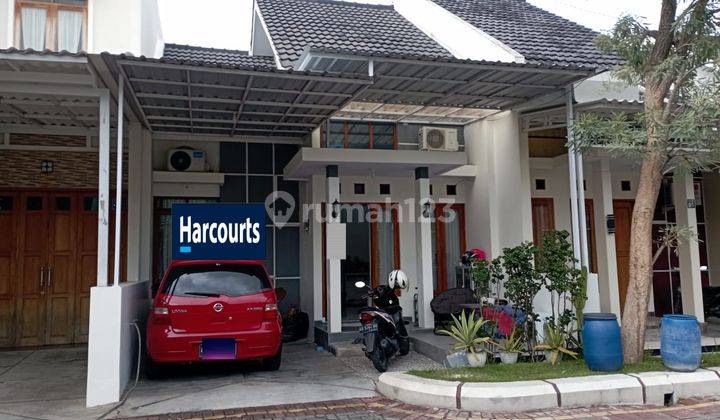 Rumah minimalis full furnished di Perumahan elite Gentan solo 1