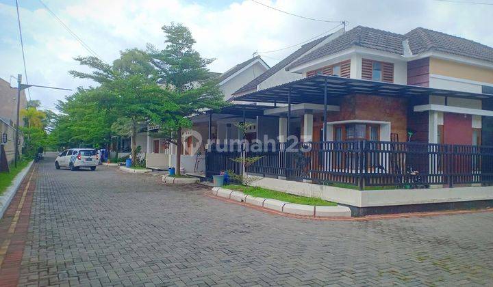 Rumah bagus hook di cluster di Cluster elite gentan 1