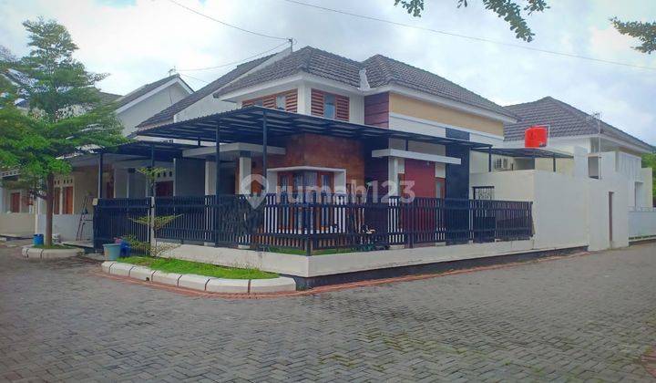 Rumah bagus hook di cluster di Cluster elite gentan 2