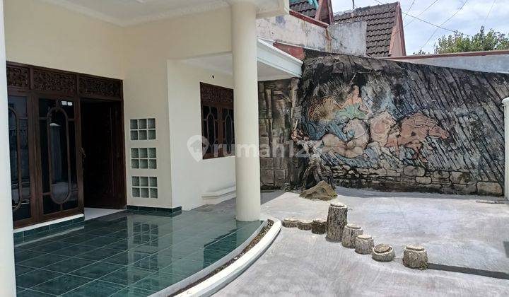 Rumah bagus di Manahan solo 2