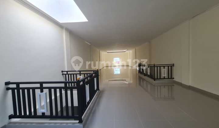 Ruko baru 2 lantai di Jl. Urip Sumoharjo Jebres solo 14