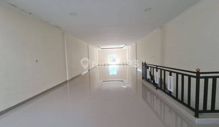 Ruko baru 2 lantai di Jl. Urip Sumoharjo Jebres solo 15