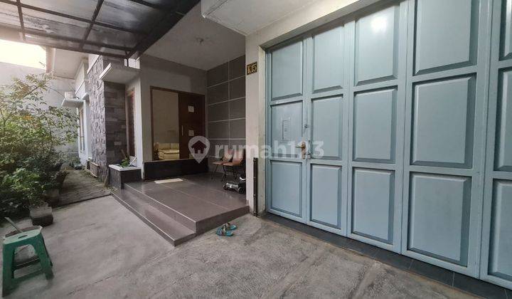 Rumah mewah model minimalis di puri gading solo baru  2