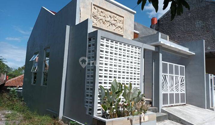 Rumah minimalis 2 lantai 2