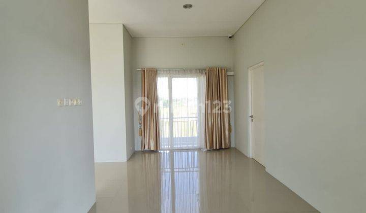 Rumah Bagus Modern 2 Lantai Semi Furnished Di Baturan, Colomadu 2