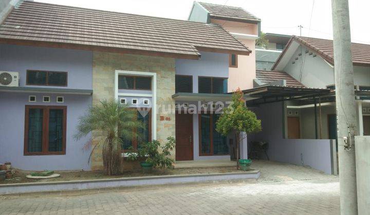 Rumah Bagus Semi Furnished Di Tengah Kota Solobaru 1