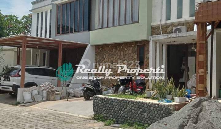 Di Jual Rumah Bagus 2lantai ada taman bermain Di Jatiasih Bekasi 1