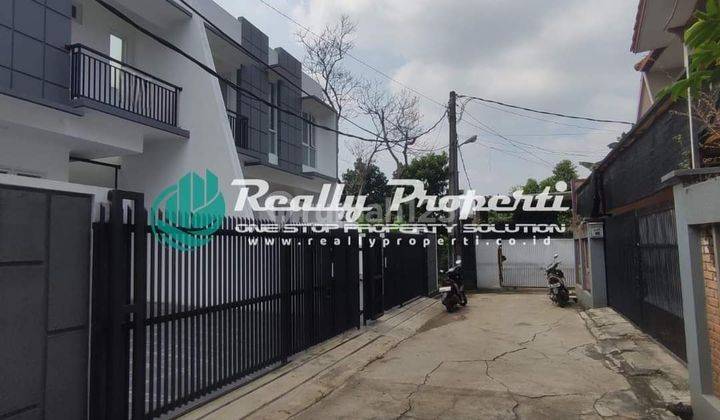 Di Jual Rumah Bagus, Baru 2 Lantai 5Menit Ke Toll Jatiwaringin Di Jaticempaka Pondok Gede Bekasi  2