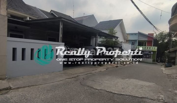 For Rent Three Bedroom House in Jatimakmur Pondok Gede 2