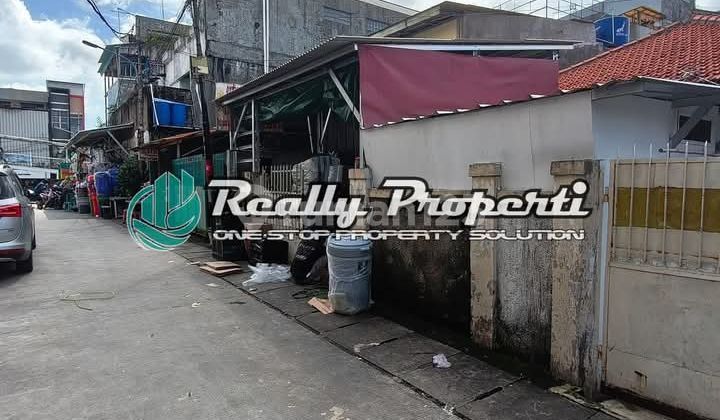 Rumah Jual Strategis Lokasi Ramai di Jatinegara Jakarta Timur