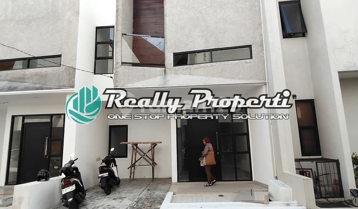 Disewakan Rumah Bagus Dekat Tolljatibening Pondok Gede Bekasi Disewakan Rumah Bagus Dekat Tolljatibening Pondok Gede Bekasi