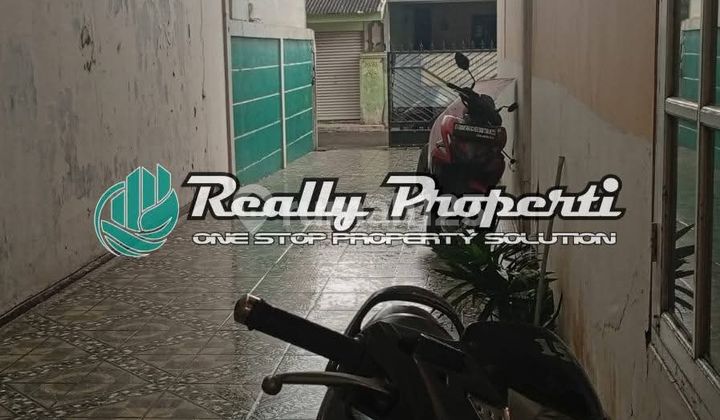 For Rent: House Suitable for Warehouse in Jatibening, Bekasi 2