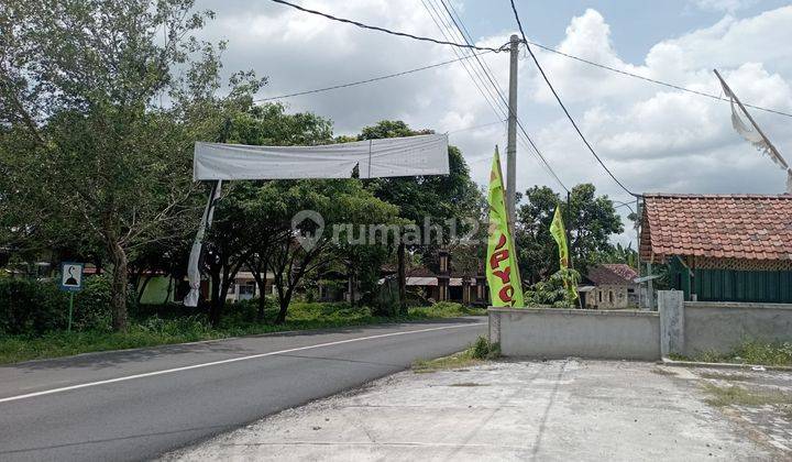 Rumah Mewah Dijual di Gayamprit Klaten Free Kolam Renang  9