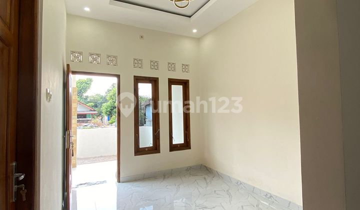 Sell Modern Minimalist House cheap 350 JT Type 80/42 m2