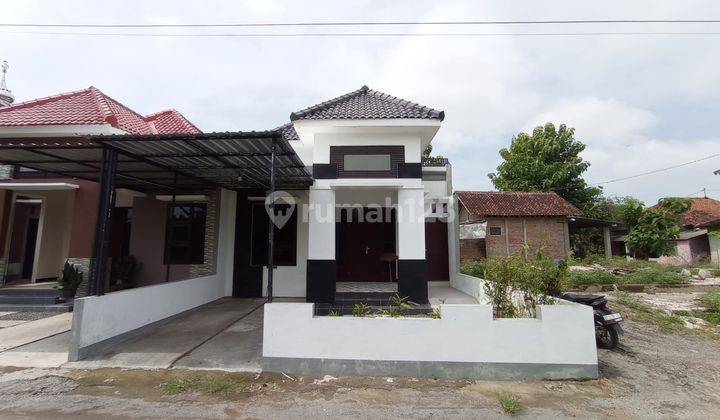 Dijual Rumah Siap Huni Dekat Jalan Raya Jogja Solo 1