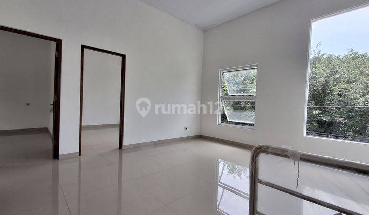 Rumah 2 Lantai Baru Unfurnished SHM di Ngaglik Sleman Yogyakarta 2