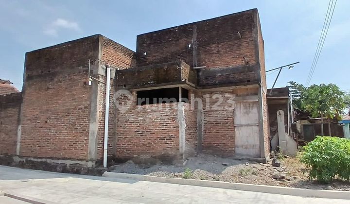 BANTING HARGA!! 270 Juta Tanah Bonus Bangunan 236m2 