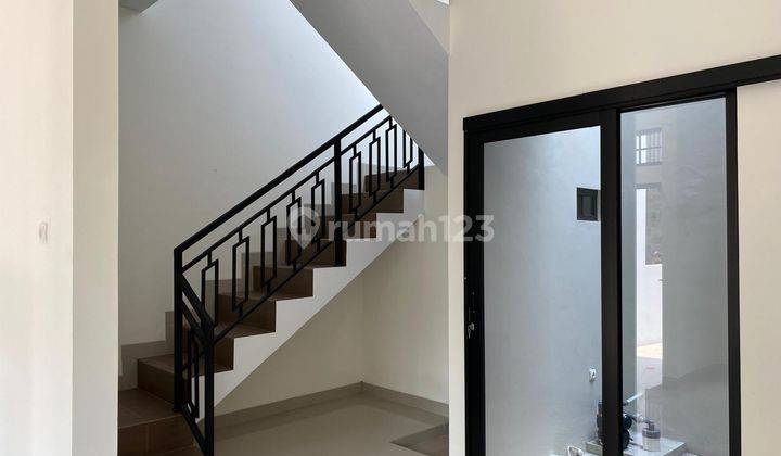 Rumah 2 Lantai Baru Unfurnished SHM di Purwomartani, Kalasan Sleman, Yogyakarta, Sleman 500 Meter Ke Jogja Airport Resto 2