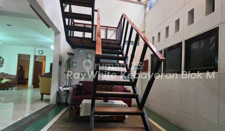 AREA JL.BRAWIJAYA/DARMAWANGSA LUAS TANAH 400m² BANGUNAN 300m² HARGA Rp 24M MURAHH !!! JARANG ADA DI SALAH SATU AREA TERBAIK/ELITE DI KEBAYORAN BARU ASRI TENANG NYAMAN  JALAN LEBAR 2