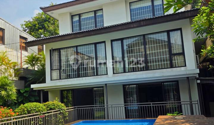 LUXURY HOUSE IN THE PRESTIGIOUS KEBAYORAN BARU AREA, QUIET, SHADED, SAFE, AND COMFORTABLE ENVIRONMENT LUXURY HOUSE IN THE PRESTIGIOUS KEBAYORAN BARU AREA, QUIET, SHADED, SAFE, AND COMFORTABLE ENVIRONMENT