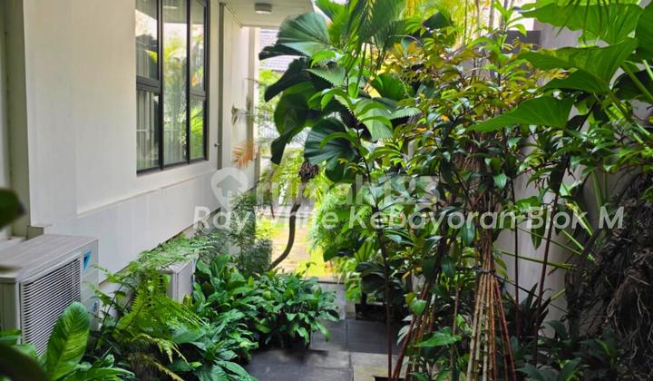 RUMAH MEWAH DILINGKUNGAN ELIT KEBAYORAN BARU LINGKUNGAN TENANG TEDUH AMAN NYAMAN  2