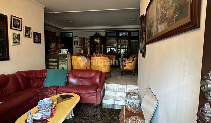 Dijual Rumah Bagus Jalan Utama Pondok Bambu Jaktim 2 Lantai 2