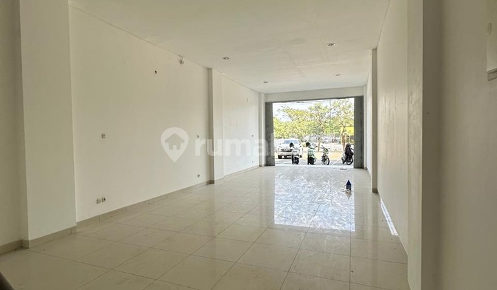 For Sale, Only 1 Unit Left: New Strategic Shop House at Grand Kota Bintang Bekasi. 2