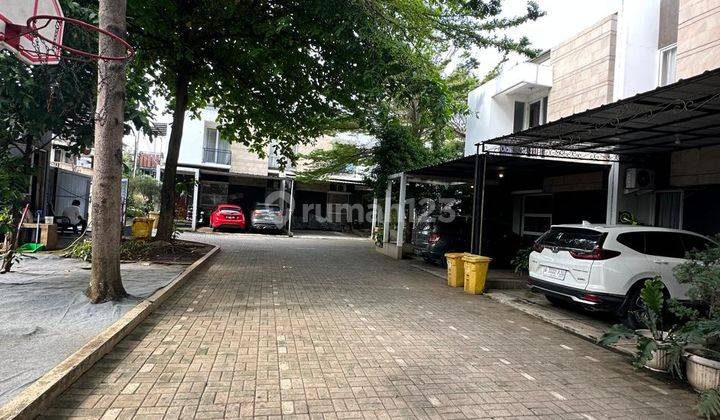 Rumah HOOK Disewakan di Cluster Exsclusive Allura Caman Bekasi  1