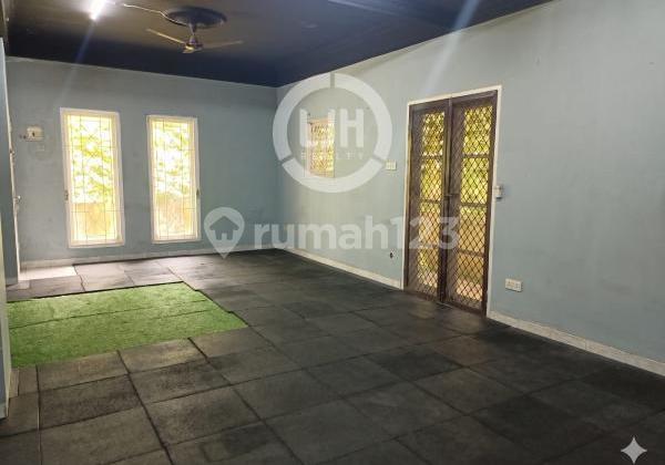 foto lainnya dijual rumah 2 lantai perumahan