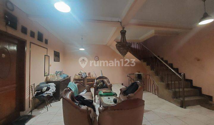 Rumah di Jual 3 Lantai di Pondok Kelapa Kav Dki. SHM 2