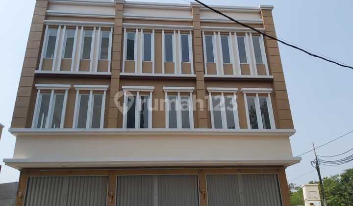 Newly Built 3-Story Shophouse (Ruko) for Sale in Buaran at Affordable Price 2