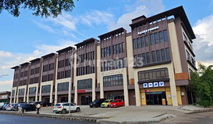 Ready-to-Occupy Shop House in Grand Kota Bintang, Huge Profit Potential 1