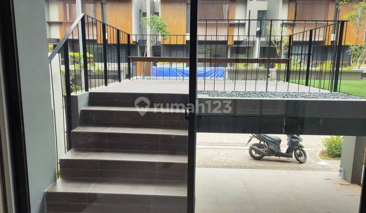 Rumah Cantik dan Bagus di GREEN WICH BSD CiTY 3